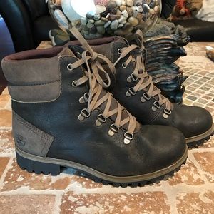 Timberland Waterproof Hiking NWOT size 8.5